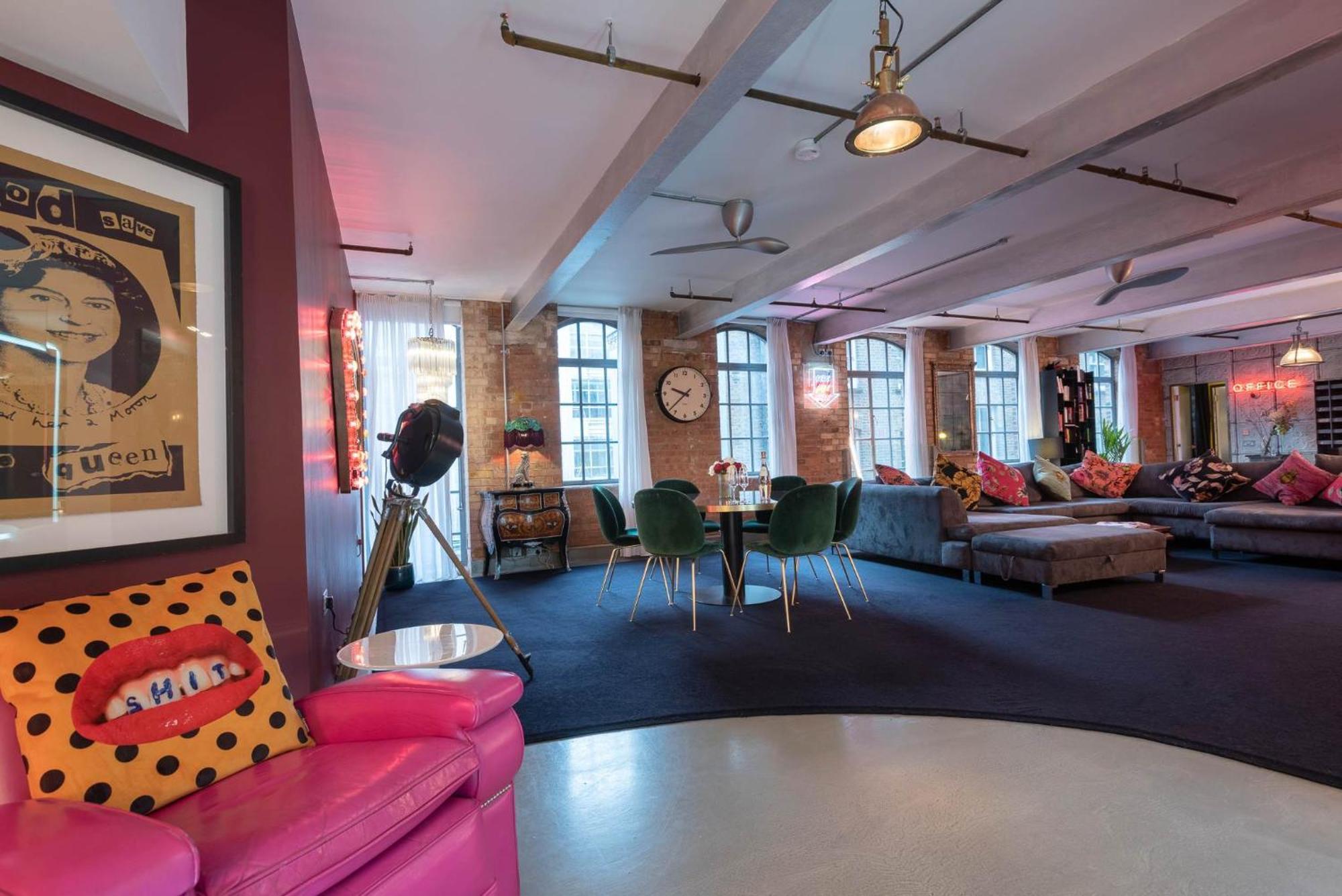 Amazingly Luxurious Loft Apartment, Soho - 3 Bedrooms, 2 Bath & Office Londýn Exteriér fotografie