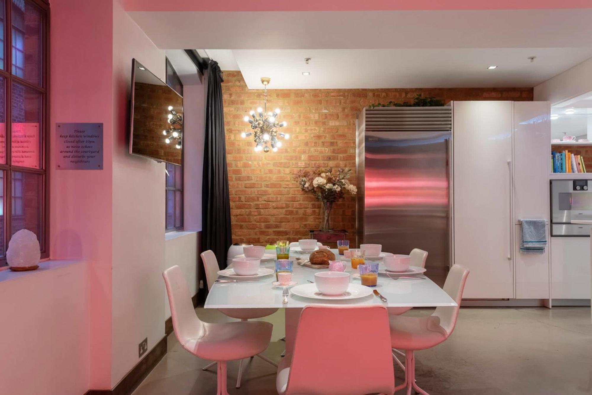 Amazingly Luxurious Loft Apartment, Soho - 3 Bedrooms, 2 Bath & Office Londýn Exteriér fotografie