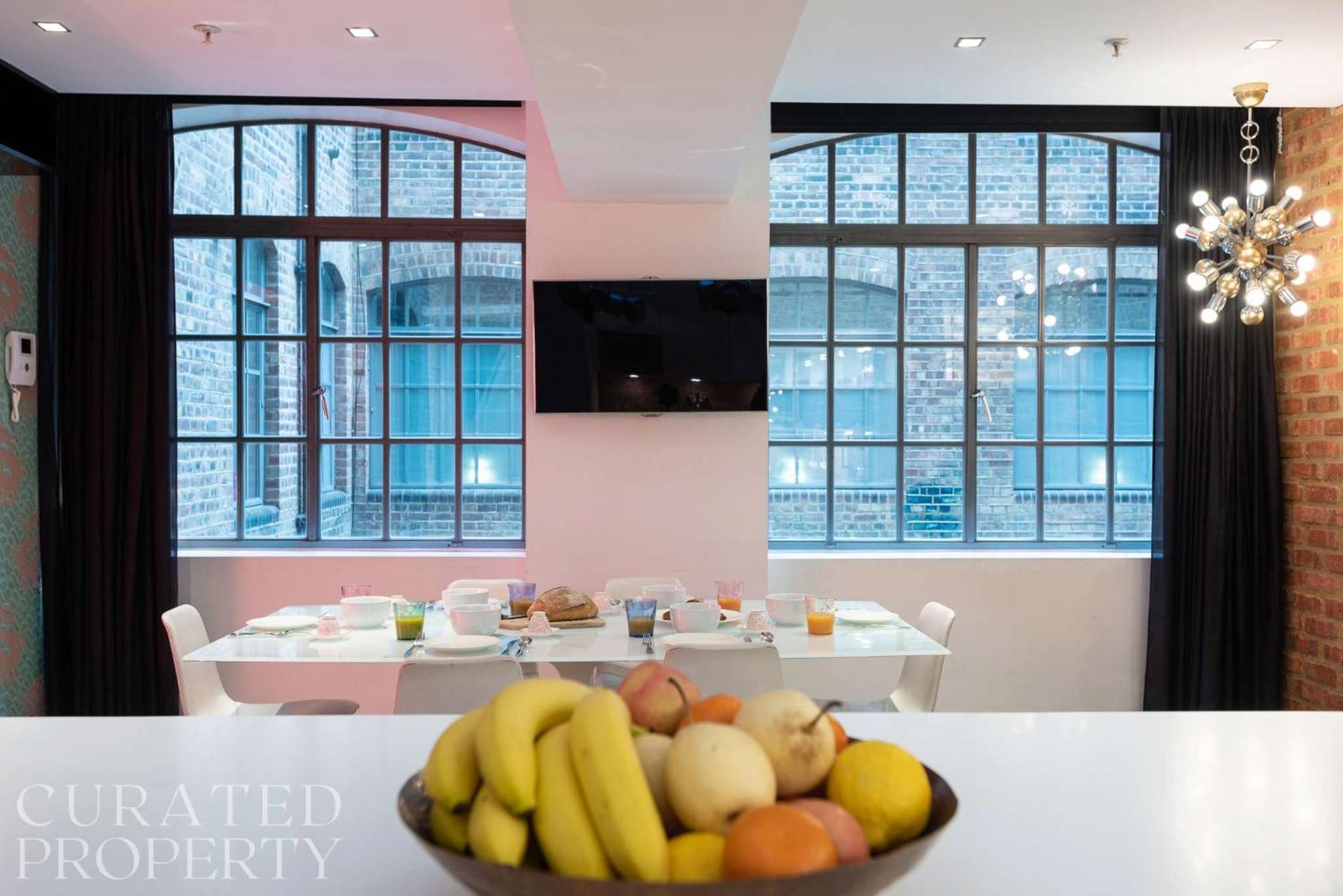 Amazingly Luxurious Loft Apartment, Soho - 3 Bedrooms, 2 Bath & Office Londýn Exteriér fotografie
