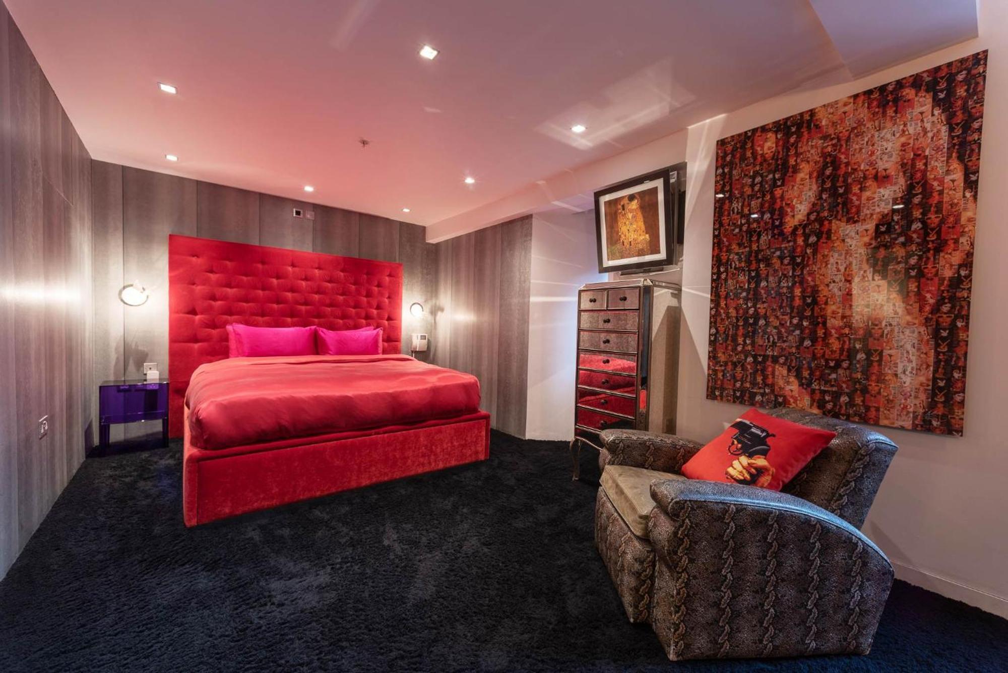Amazingly Luxurious Loft Apartment, Soho - 3 Bedrooms, 2 Bath & Office Londýn Exteriér fotografie