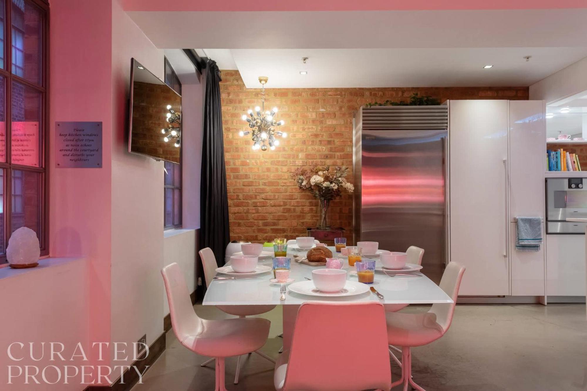 Amazingly Luxurious Loft Apartment, Soho - 3 Bedrooms, 2 Bath & Office Londýn Exteriér fotografie