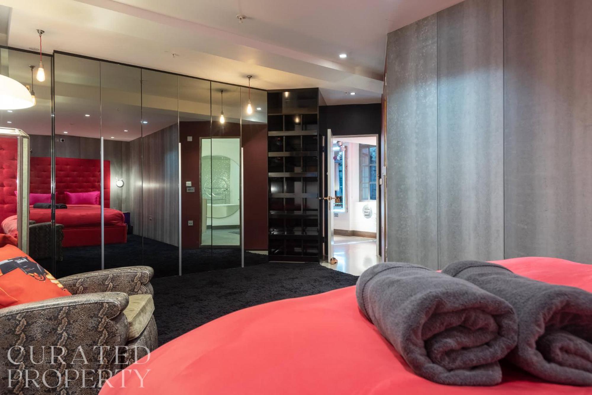 Amazingly Luxurious Loft Apartment, Soho - 3 Bedrooms, 2 Bath & Office Londýn Exteriér fotografie