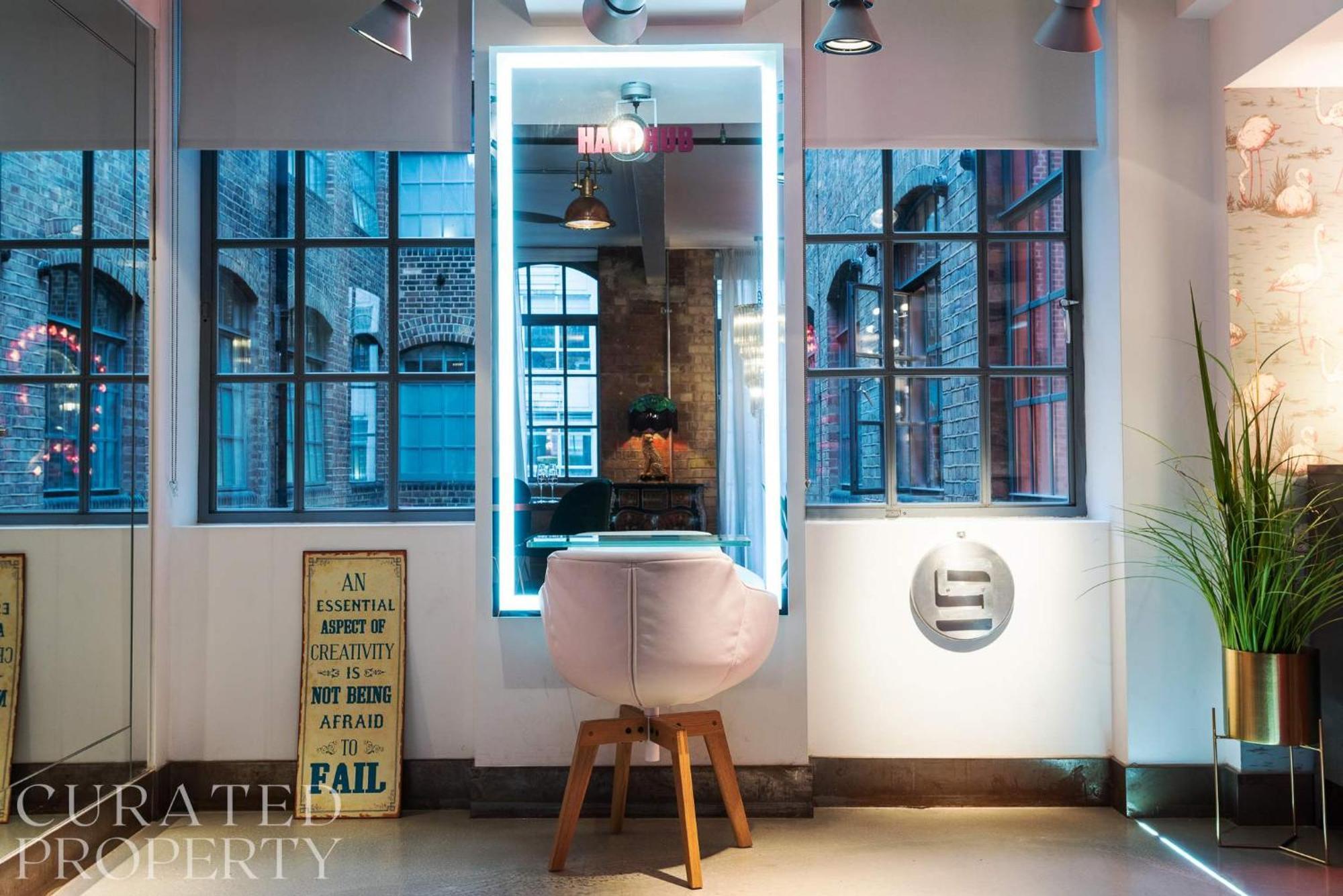Amazingly Luxurious Loft Apartment, Soho - 3 Bedrooms, 2 Bath & Office Londýn Exteriér fotografie